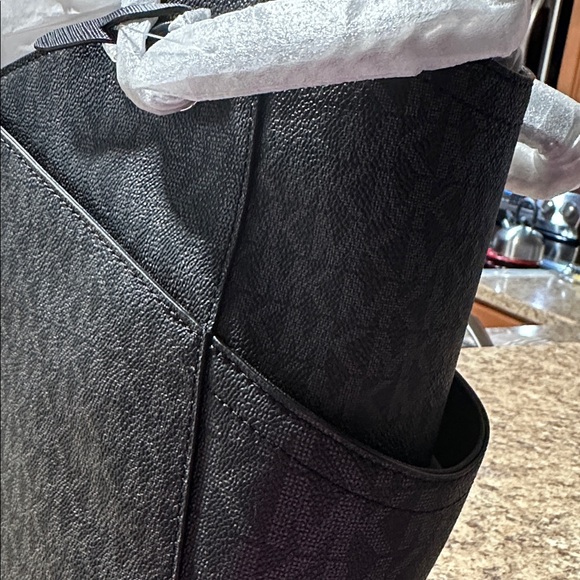 Large Black Michael Kors Tote-Silver Hardware NWT - Picture 5 of 7